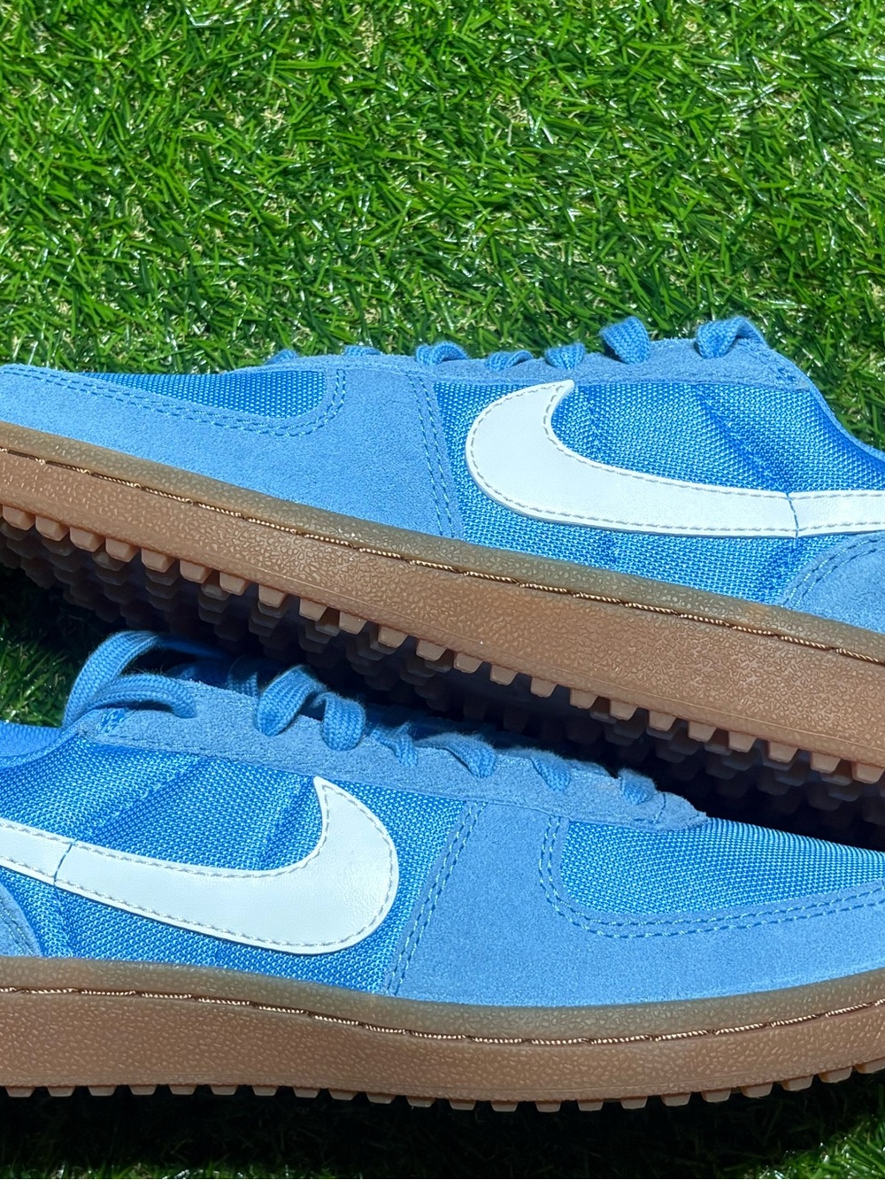 Nike Field General Sneakers Blue with White Swoosh 6 men’s, women’s 7.5.